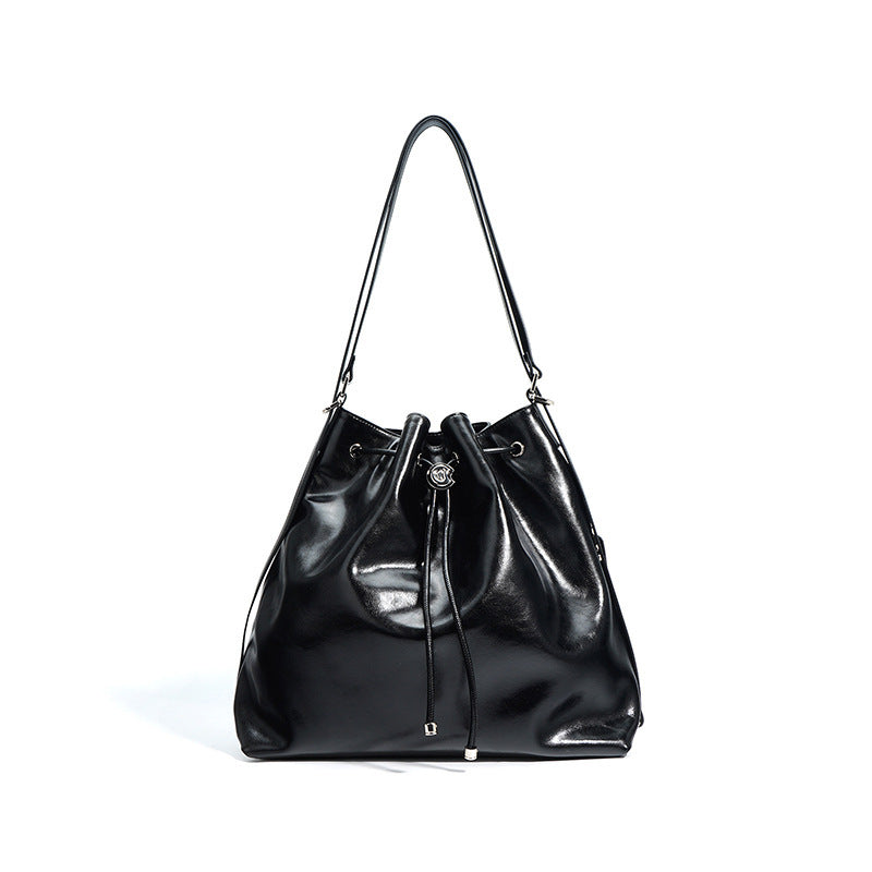 Yiwu Renfan one-shoulder black leather bucket bag fashionable bucket bag for women with drawstring closure