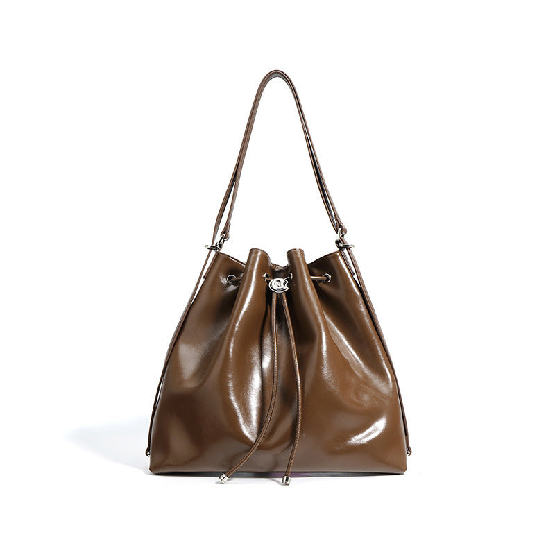 Yiwu Renfan one-shoulder bucket bag in brown leather stylish and spacious fashionable bucket bag for women