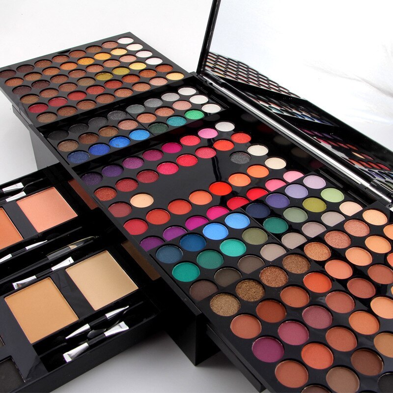 Yiwu Renfan 180 color eyeshadow palette with a wide range of vibrant shades and blush set in a personalized piano-style case