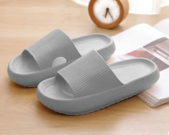 Gray couple slippers from Hangzhou Jingqian designed as comfortable indoor house slides