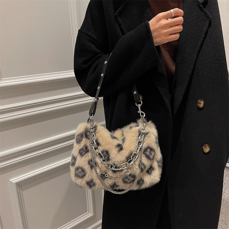 Box of Pandora winter plush floral shoulder bag in a stylish leopard print design